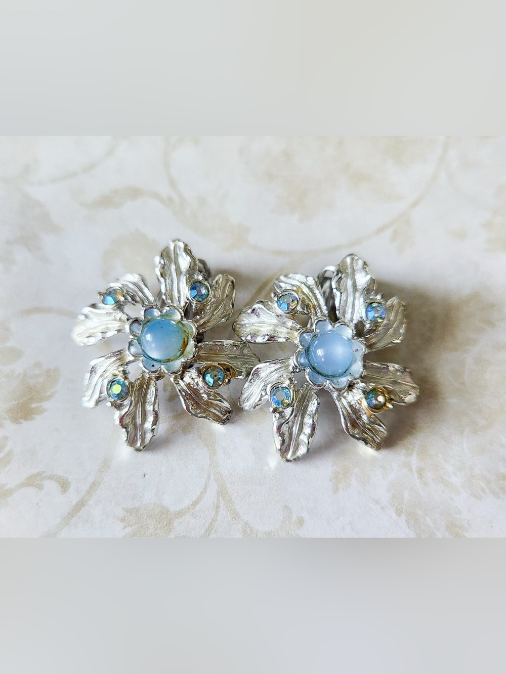 Vintage Signed Judy Lee Blue Cabochon & Rhinestone Flower Clip Earrings